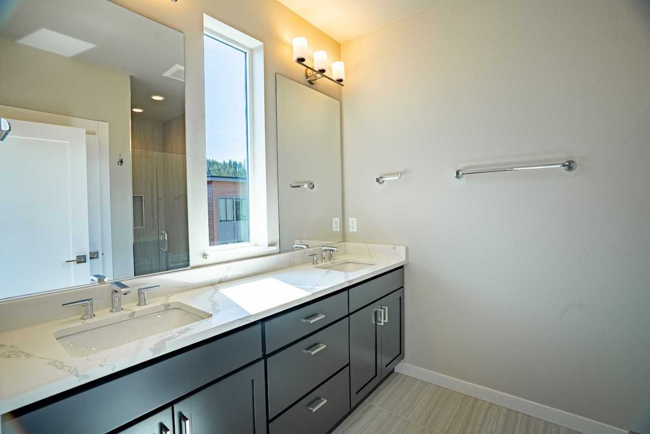 2736 W Lumber Ln #1 - Photo 7 of 21