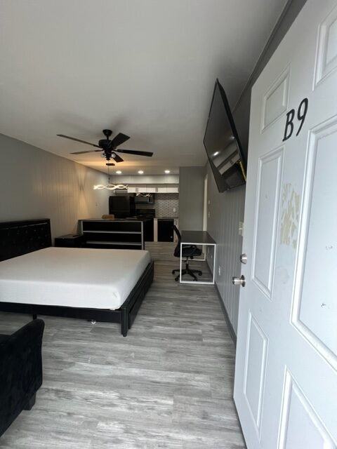 401 Smith StreetB9 #B9 - Photo 2 of 9