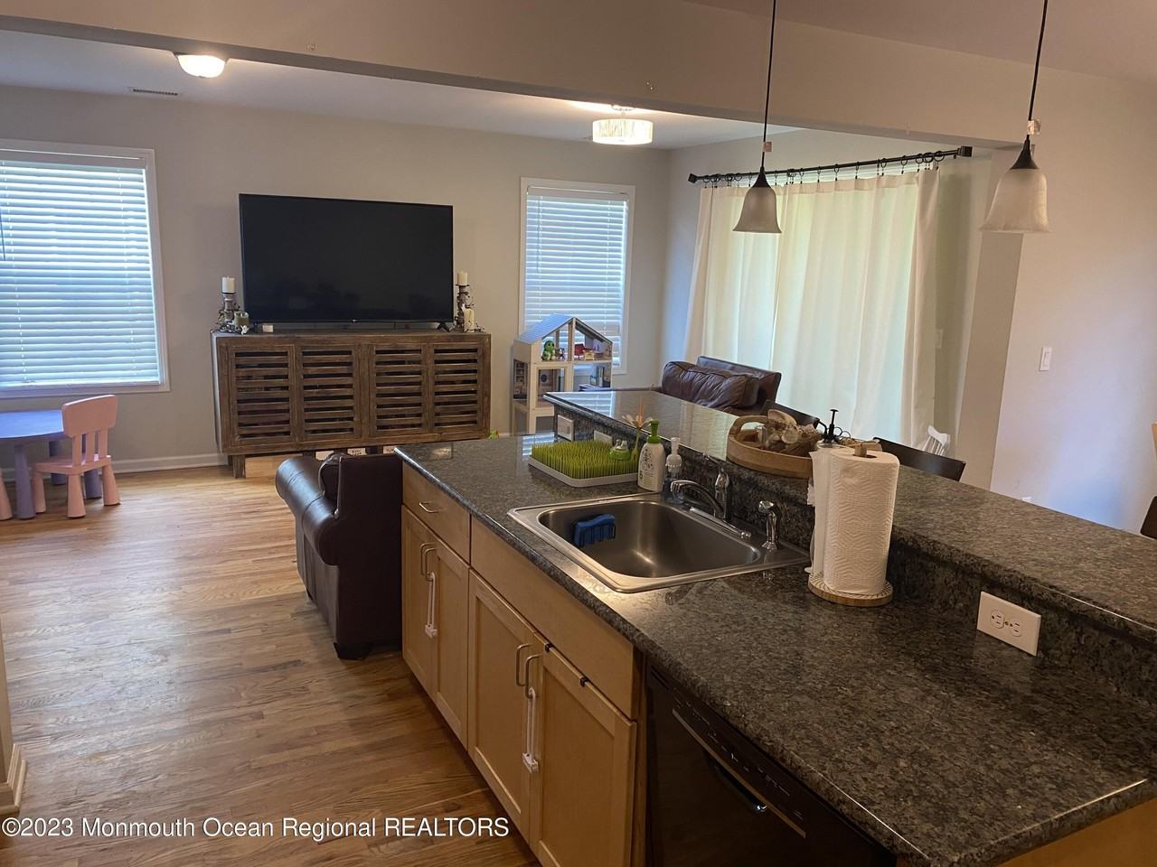 59 Court St Unit 2 - Photo 2 of 8