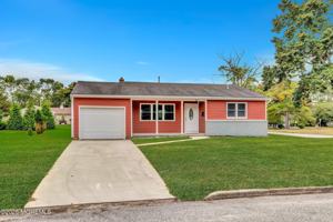 featured image of 44 Chancellor Ct