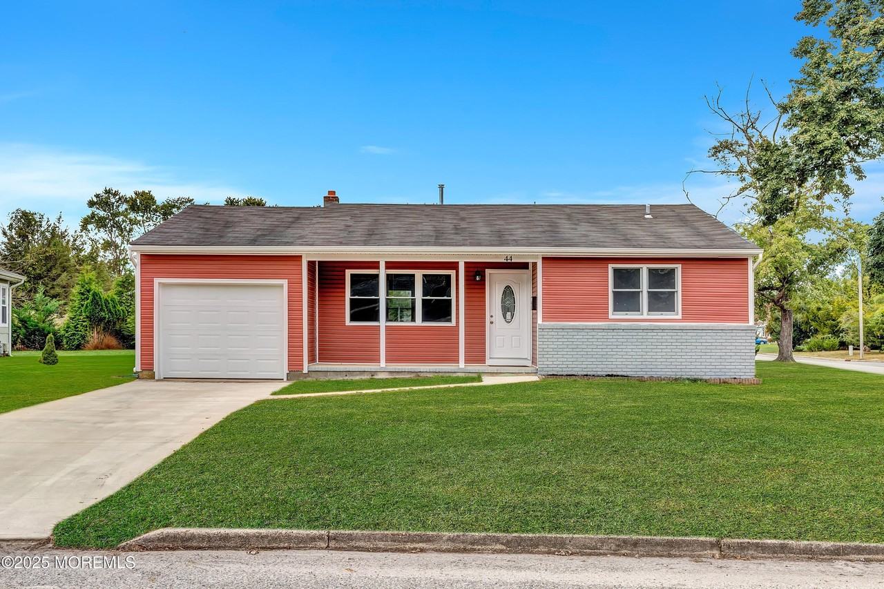 44 Chancellor Ct - Photo 2 of 29