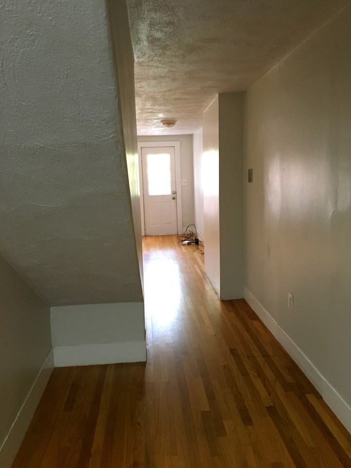 2 Webley St #3A - Photo 4 of 7