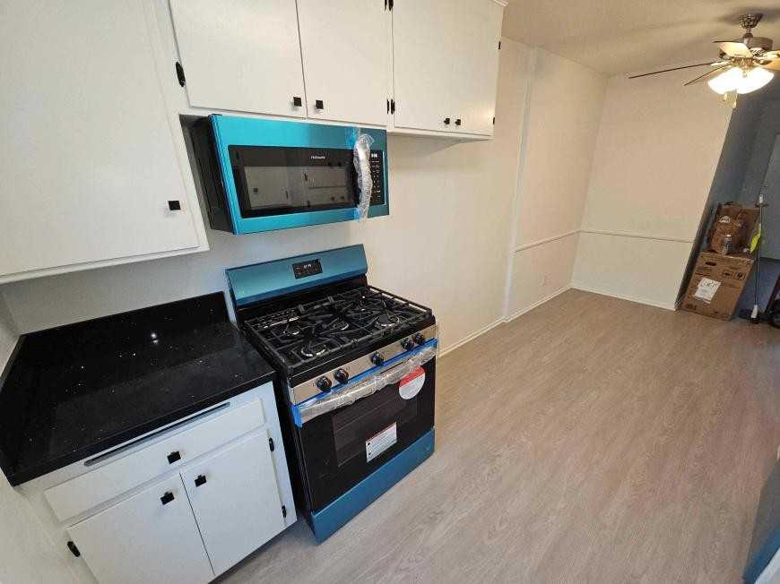 10917 Fruitland Dr - Photo 3 of 10