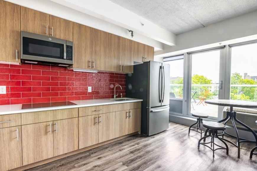 2415 Arthur Ave - Photo 2 of 10