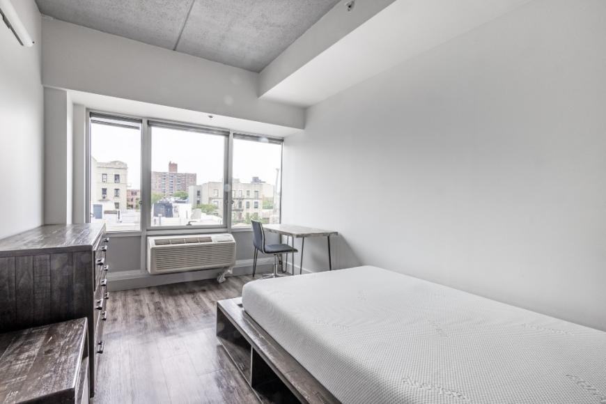 2415 Arthur Ave - Photo 6 of 10