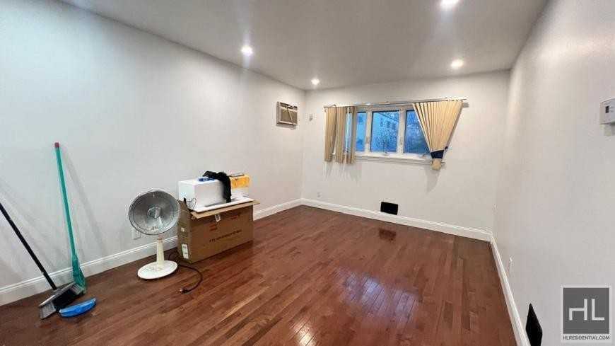 14963 256th St - Photo 6 of 10