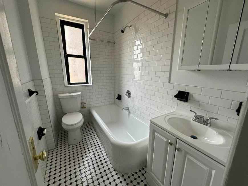 1200 College Ave - Photo 5 of 5