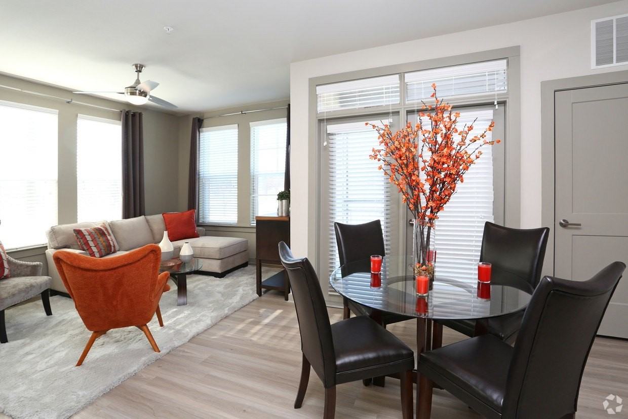 680 E Algonquin Rd Unit 1201 - Photo 2 of 29