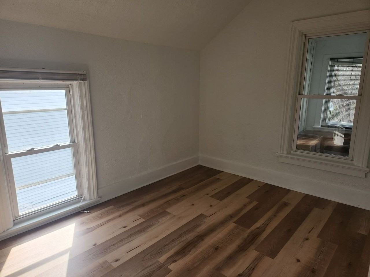 264 N Jackson St Apt 2 - Photo 4 of 34