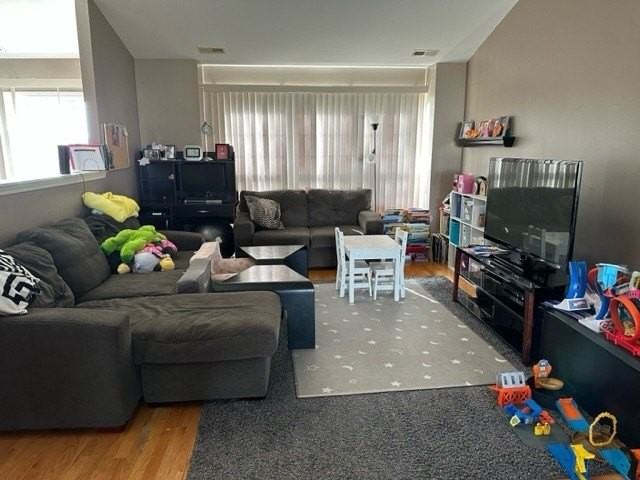 777 Stonewall Ct - Photo 5 of 8