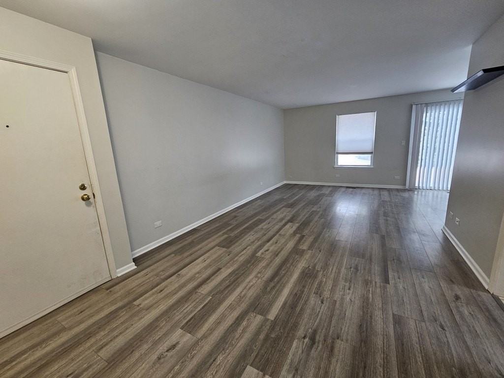 1241 Bradwell Ln Apt B - Photo 3 of 24