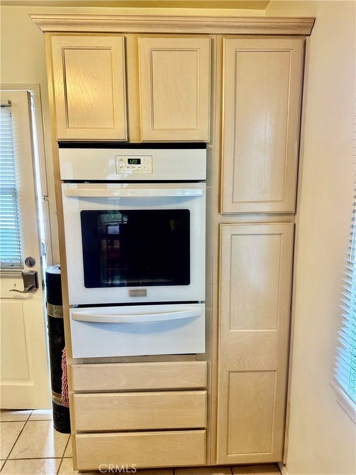 3214 S 8th Ave - Photo 7 of 12