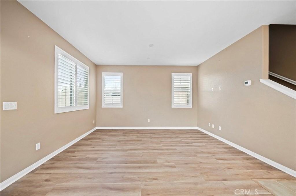 2897 Pecan Ct - Photo 3 of 33