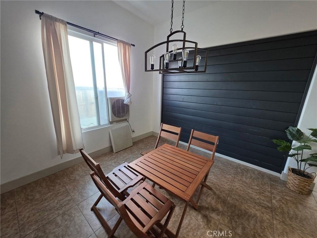 15895 Green Acres Ct - Photo 5 of 40