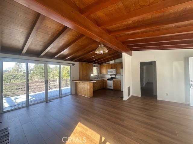 450 Davos Dr - Photo 4 of 14