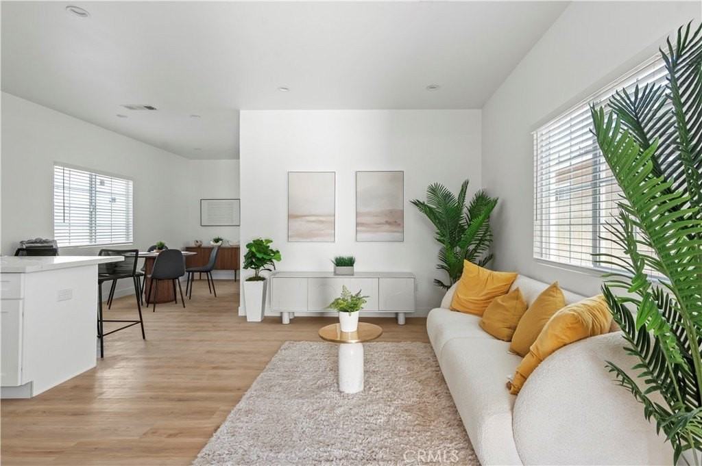 1056 Walter Ave #2 - Photo 3 of 13