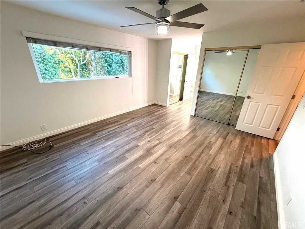 22954 Moonstone Ln - Photo 7 of 17