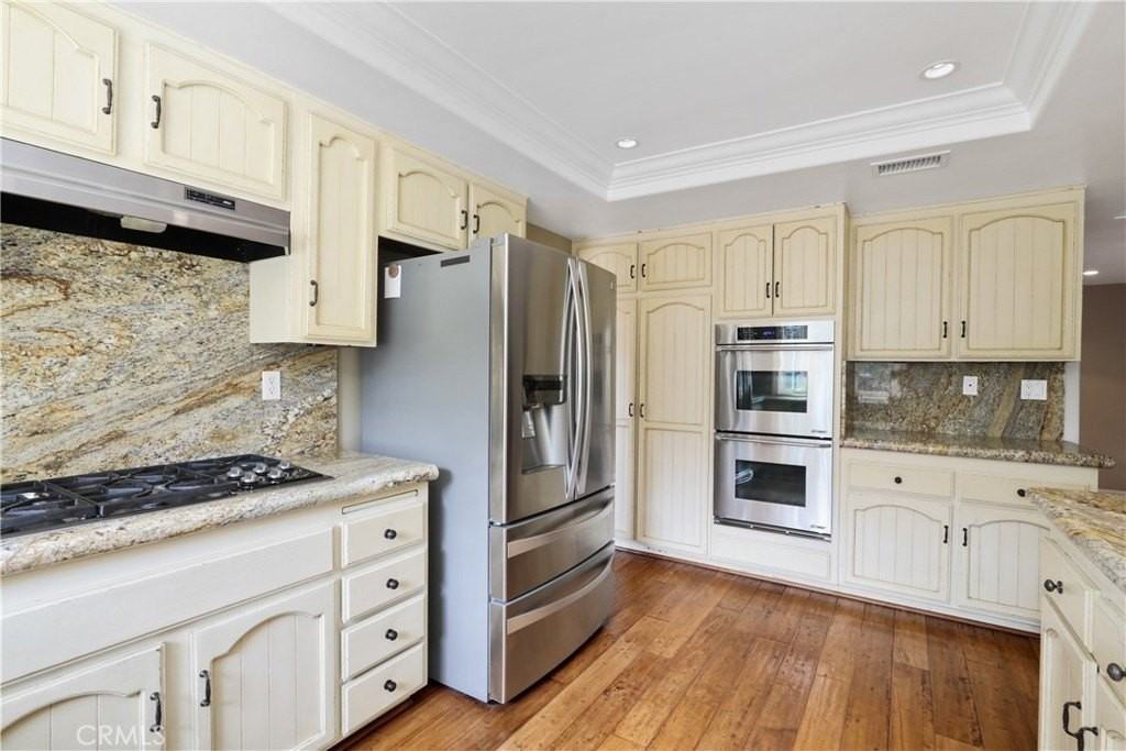 374 S Silverbrook Dr - Photo 6 of 16