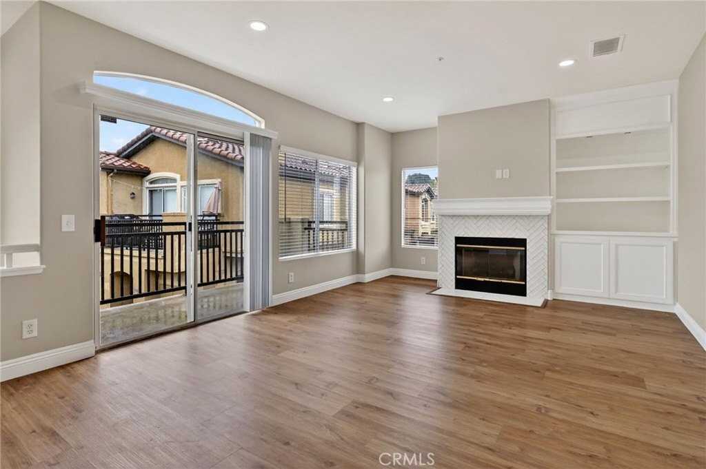 89 Vellisimo Dr - Photo 3 of 30