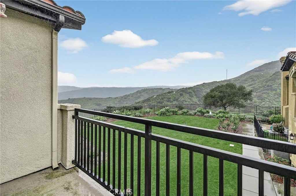 89 Vellisimo Dr - Photo 6 of 30