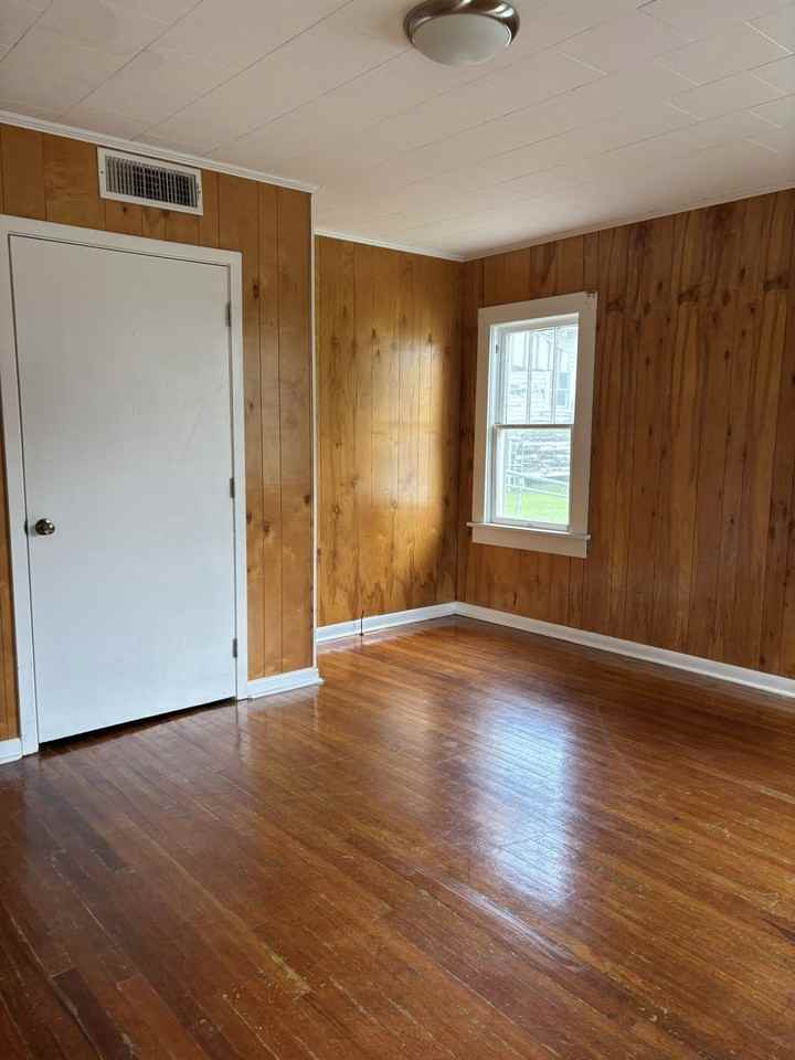 131 Castille St #1 - Photo 7 of 17