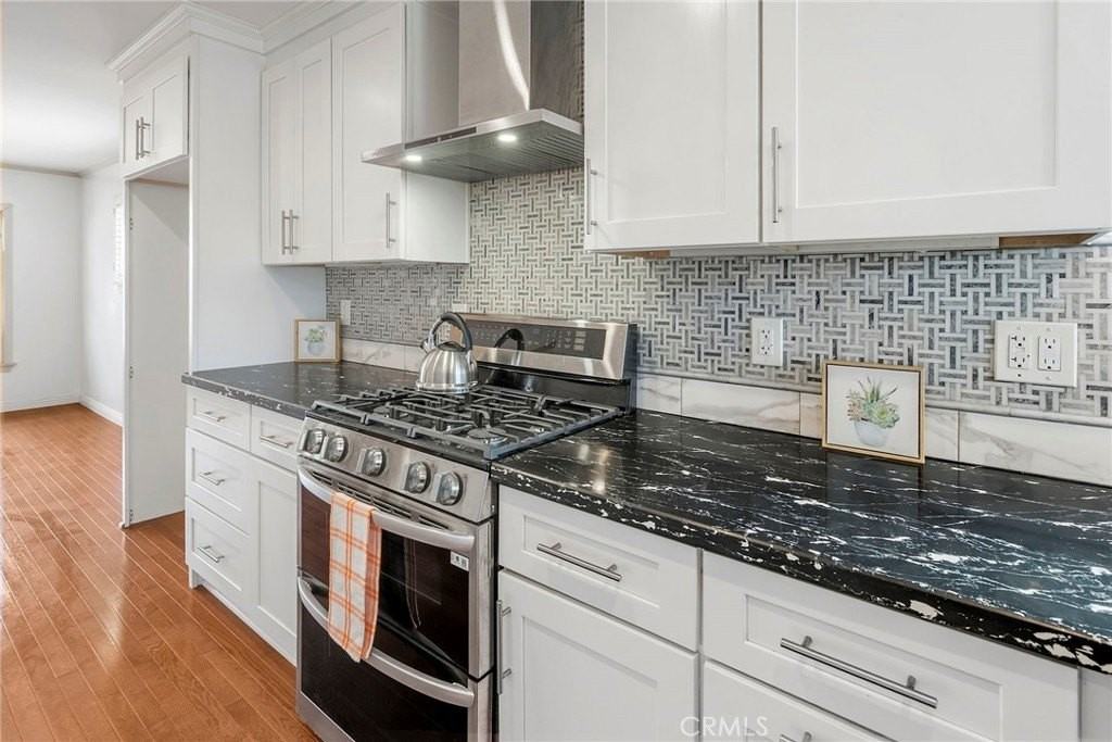 22618 Elm Ave - Photo 6 of 27