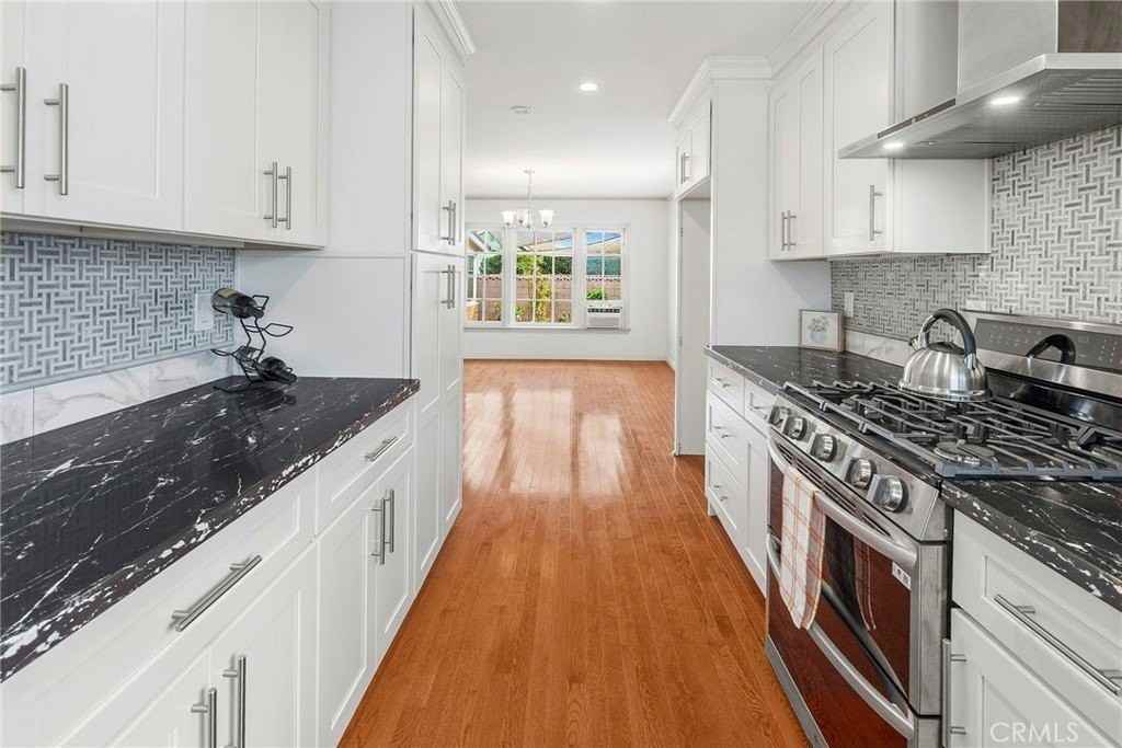 22618 Elm Ave - Photo 7 of 27