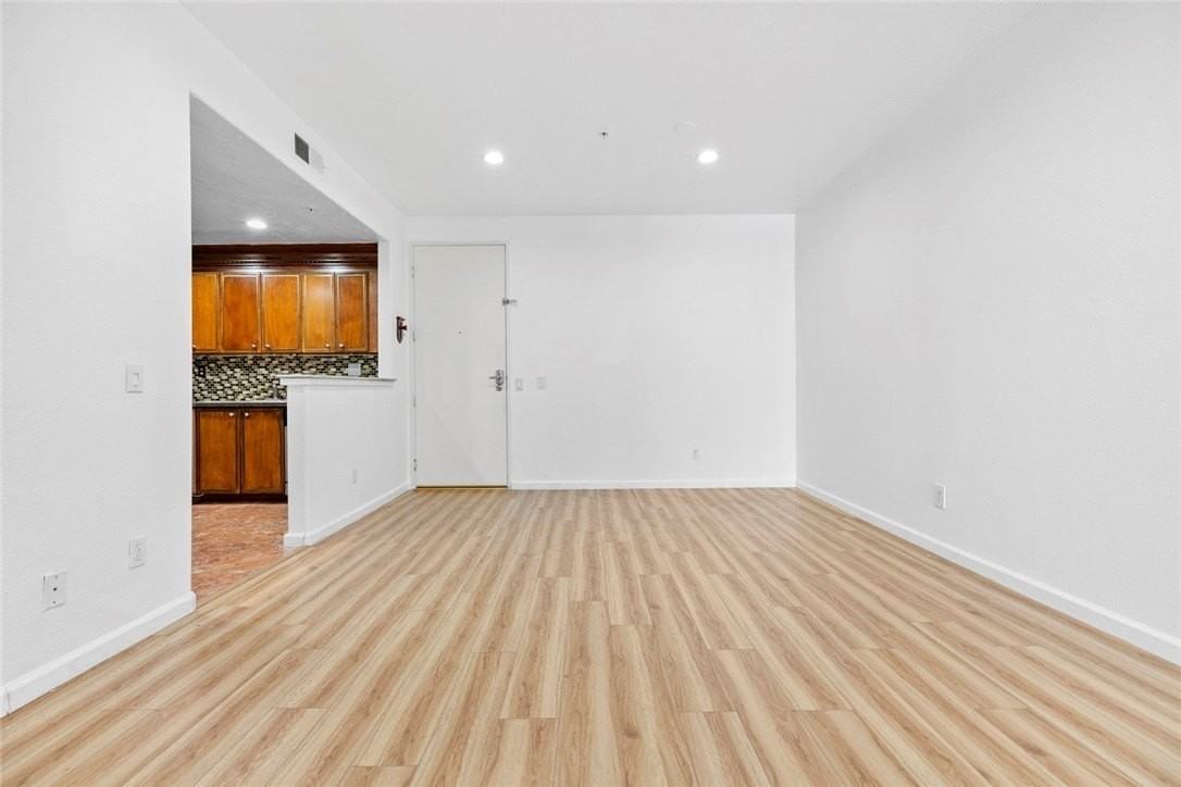 16940 Chatsworth St #208 - Photo 4 of 40