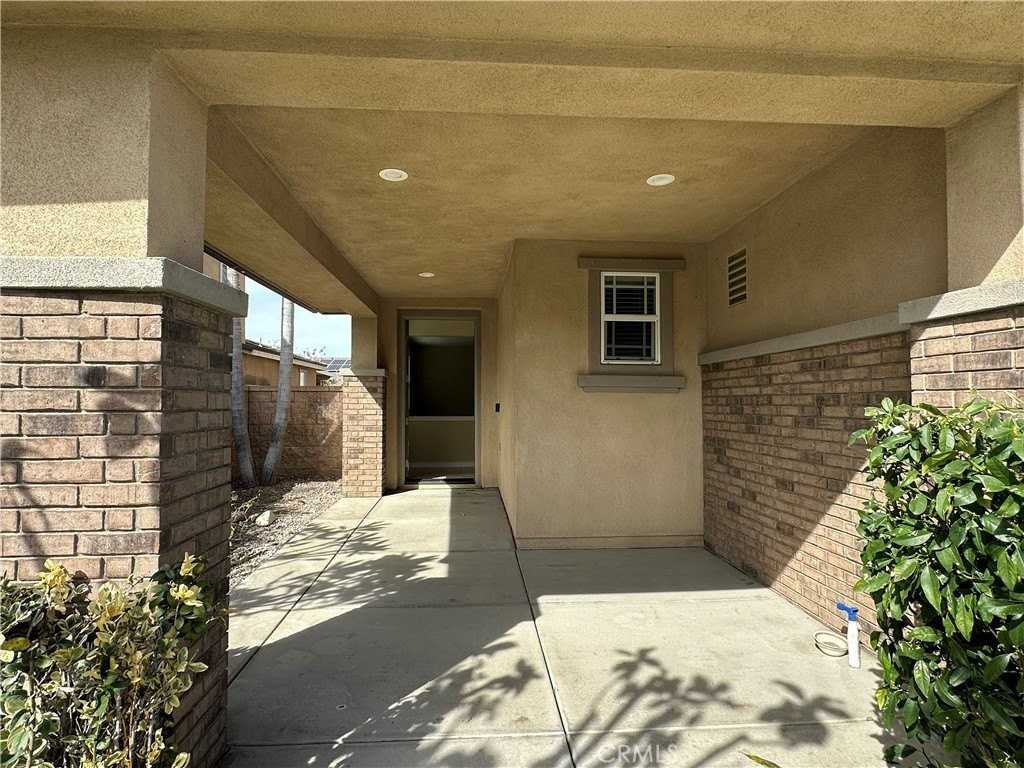 14532 Meadowbrook Ln - Photo 6 of 44