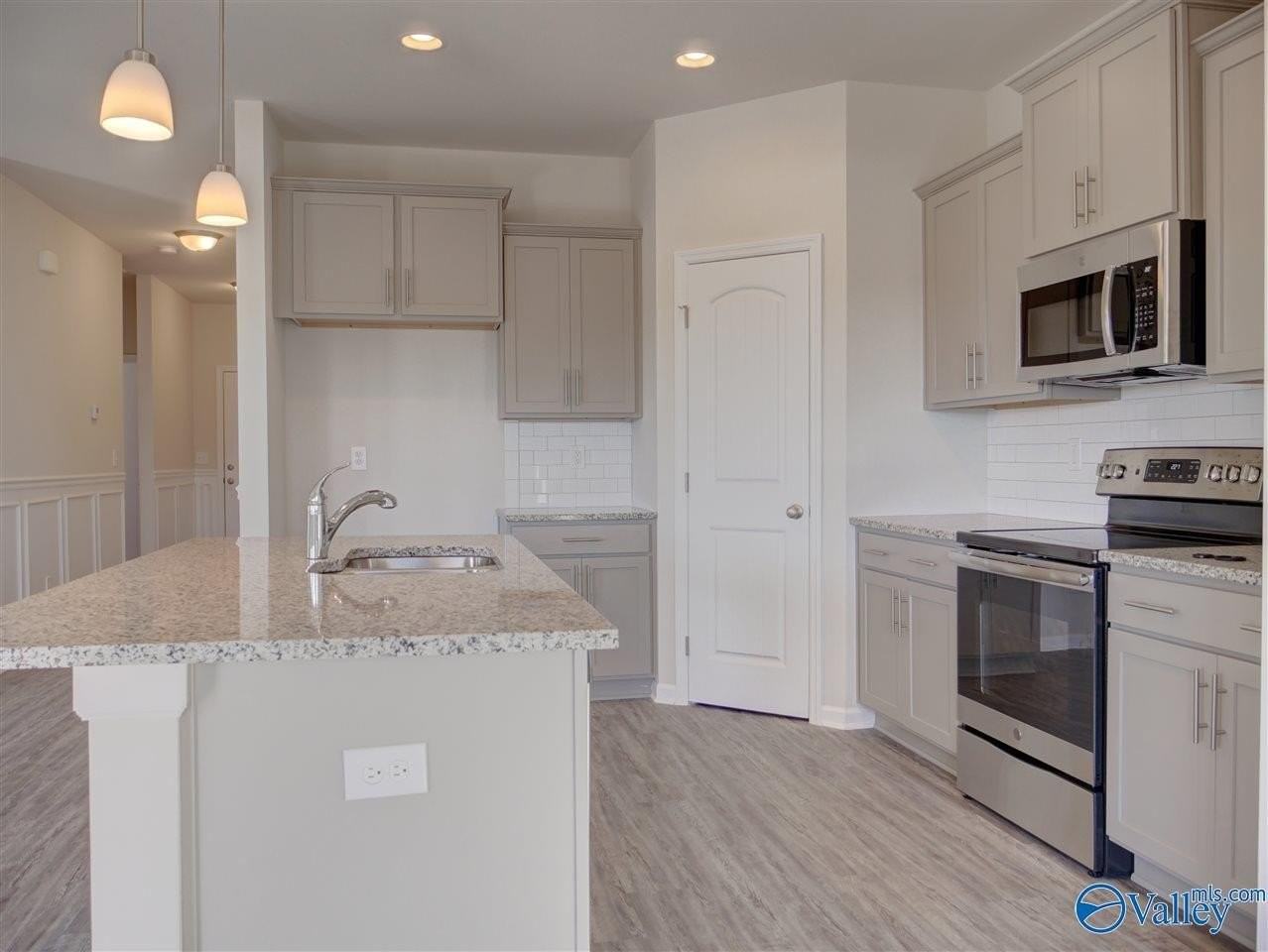 105 Fern Valley Ct Nw - Photo 4 of 12