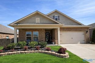 107 Donovan Dr - Photo 1 of 1