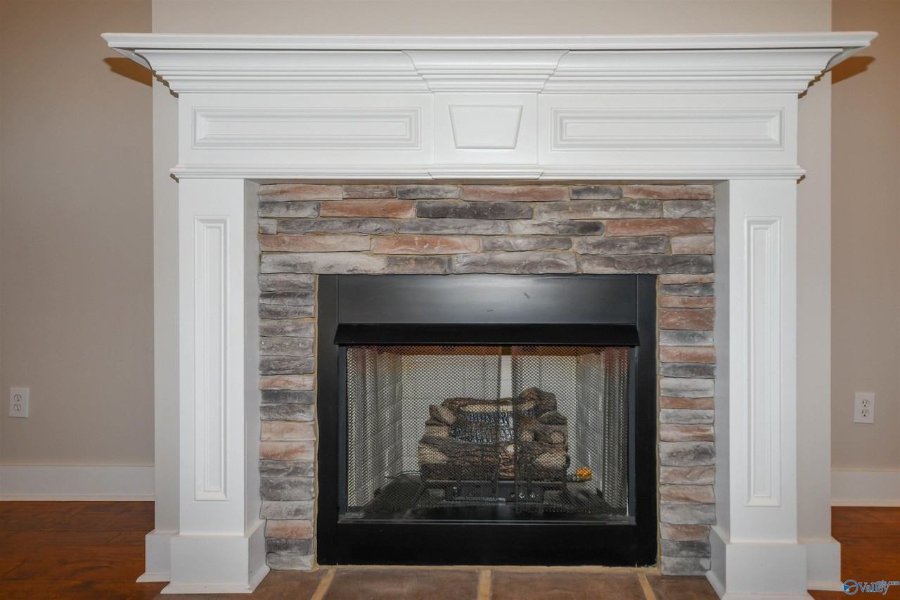 119 Innocent Trl - Photo 3 of 17