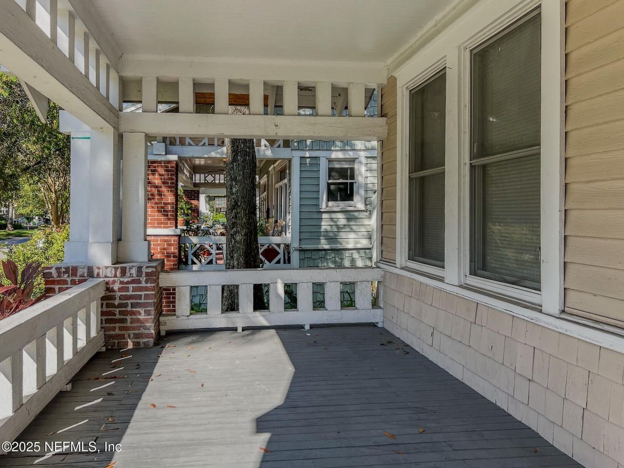 2805 Post St - Photo 4 of 28