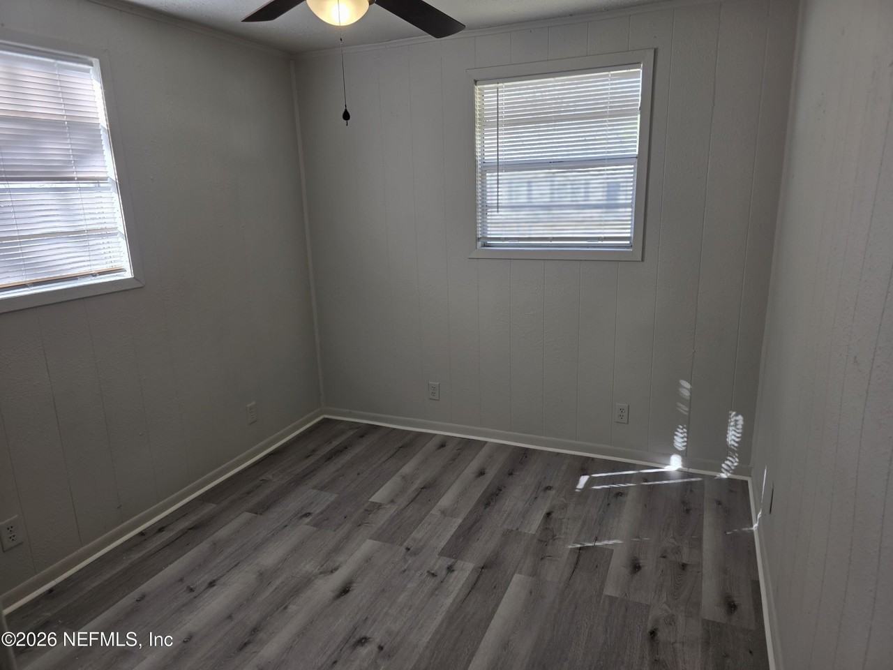 5022 Kingsbury St - Photo 6 of 7
