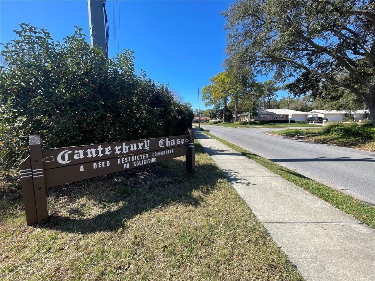 12075 68th Ter - Photo 2 of 42