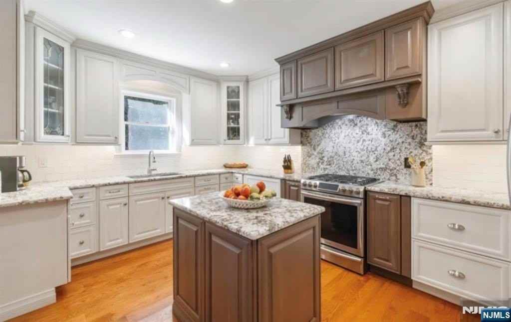 7 Bailey Ave - Photo 6 of 33