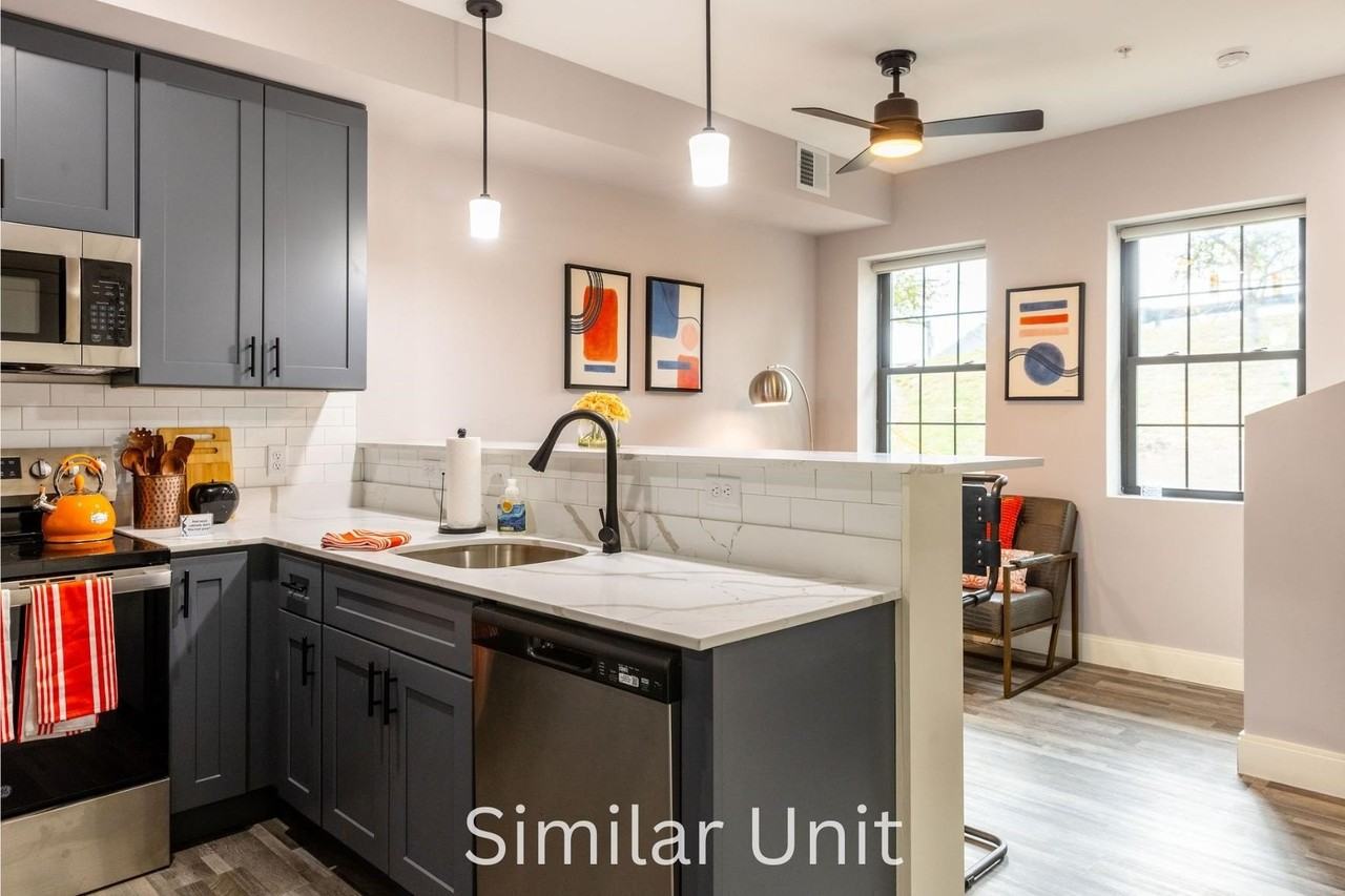 7 Stickney Ave #7S2 - Photo 4 of 17