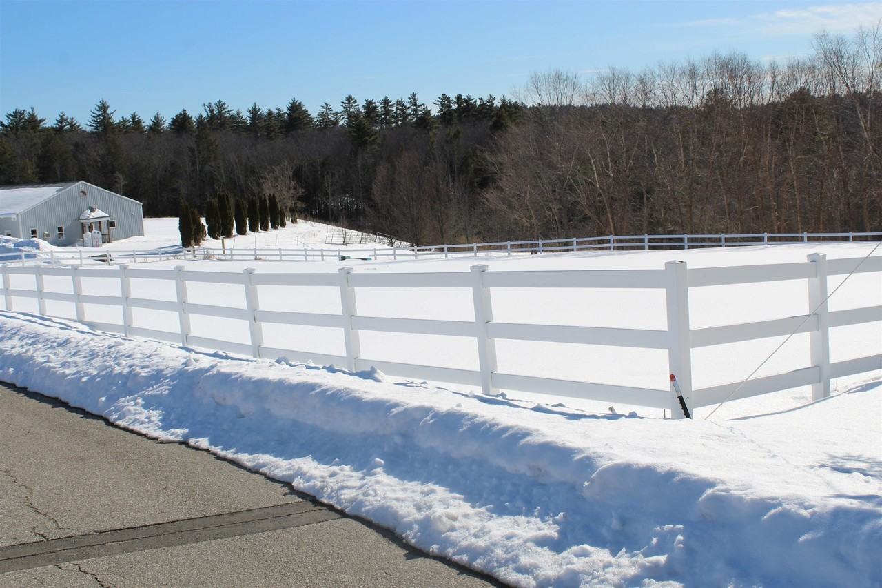 98 Blakes Hill Rd - Photo 5 of 29