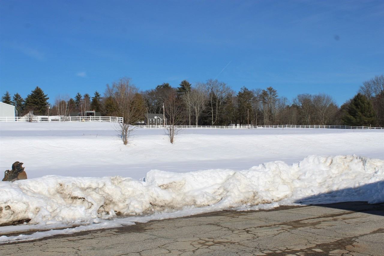 98 Blakes Hill Rd - Photo 6 of 29