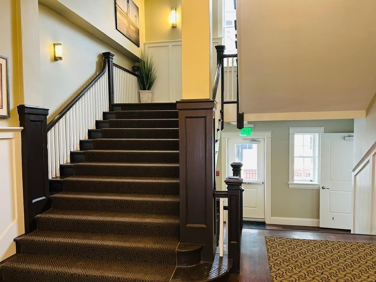 135 Daniel St #A302 - Photo 4 of 36