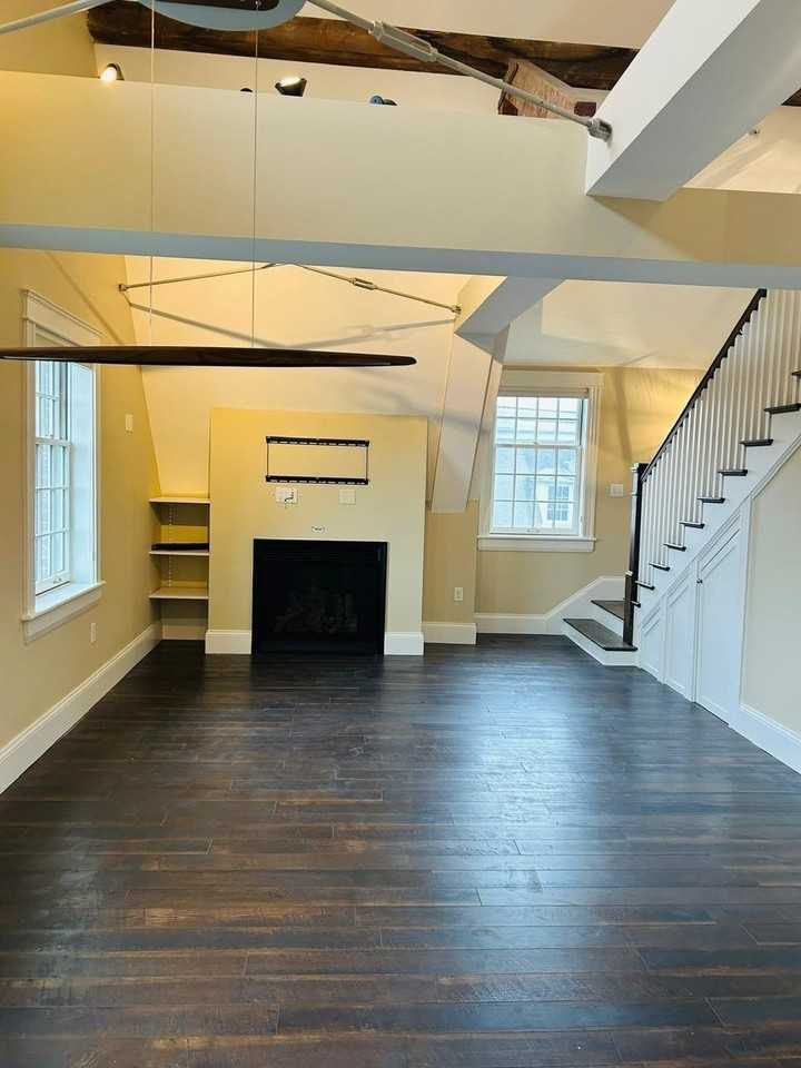 135 Daniel St #A302 - Photo 5 of 36