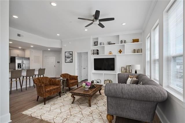 400 Coconut Beach Ct #203 - Photo 4 of 19