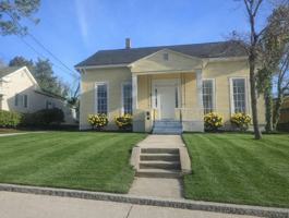 featured image of 1745 1st Ave #1