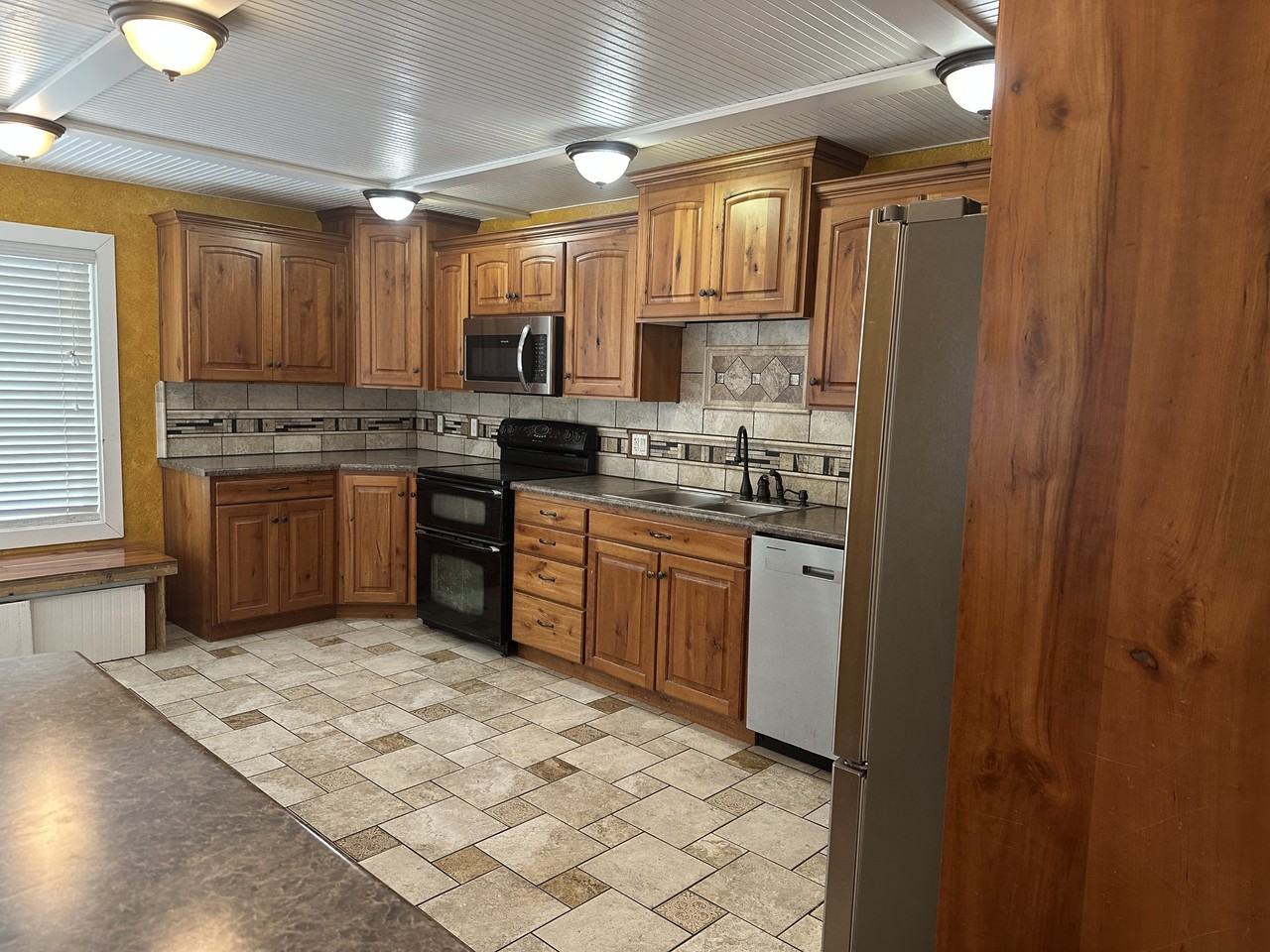 1000 Canyon Rd #1 - Photo 4 of 19