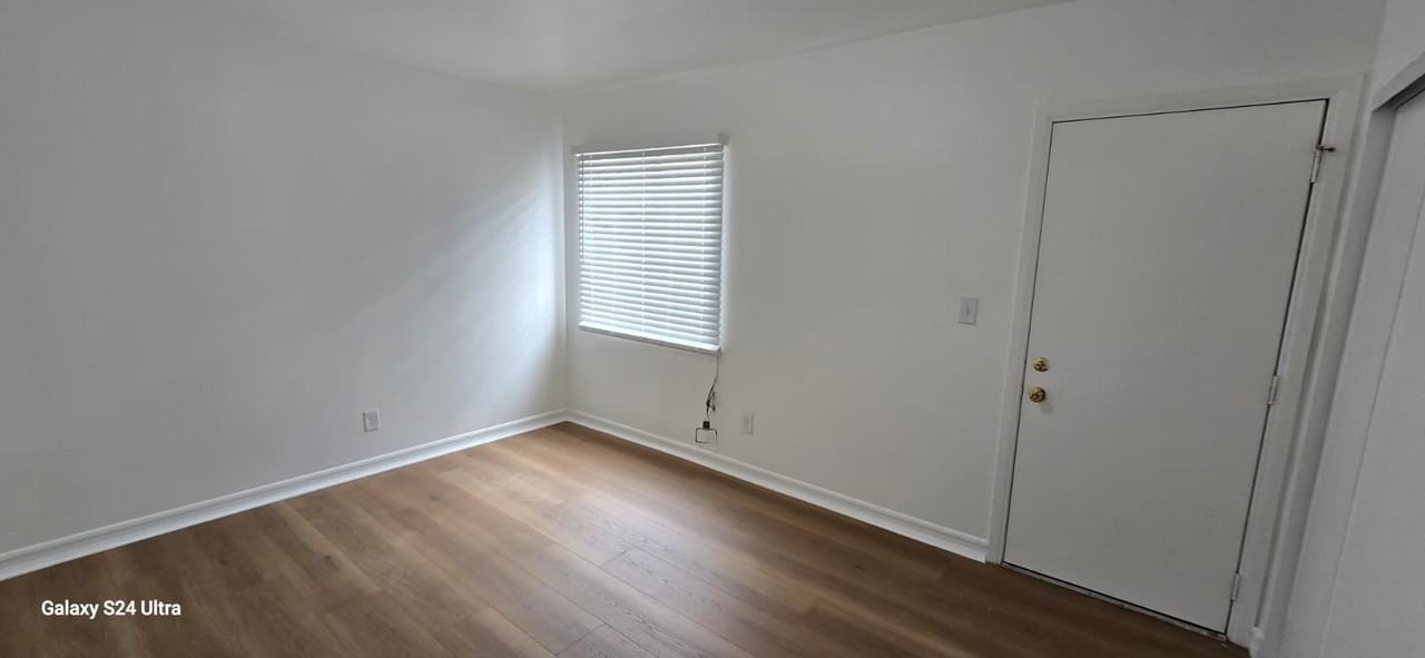 5945 Haas Ave #5945 - Photo 3 of 10