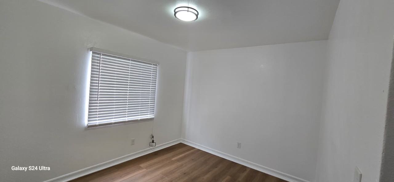 5945 Haas Ave #5945 - Photo 4 of 10