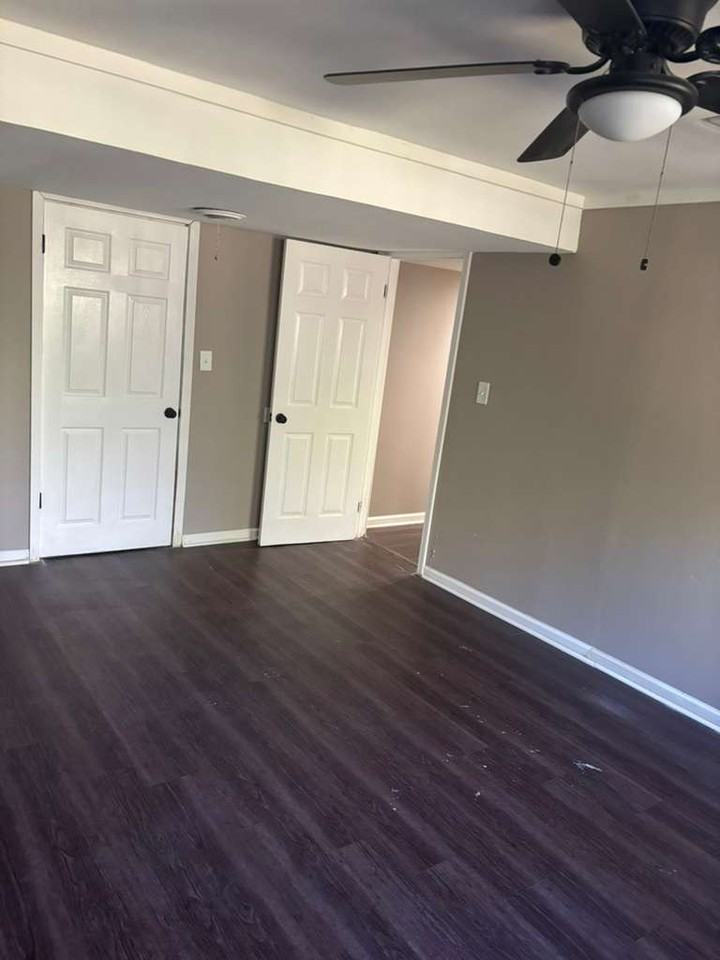 2961 King Alfred Dr #1 - Photo 5 of 17