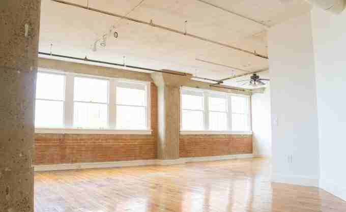 1409 Botham Jean Blvd