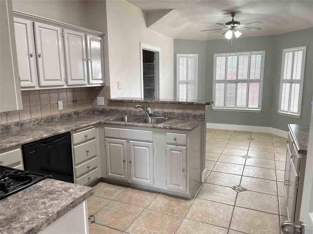 6706 Bluebell Dr - Photo 6 of 20