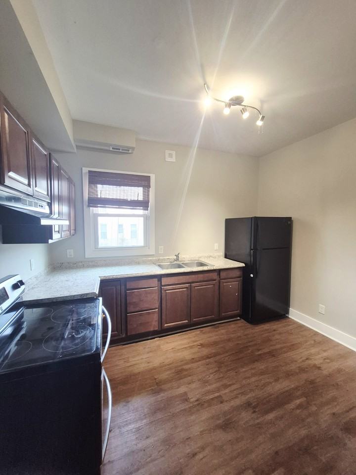 1901 Fairmount Ave #A - Photo 2 of 20